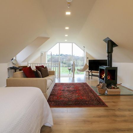 The Loft At Amber View Villa Belper Exterior photo
